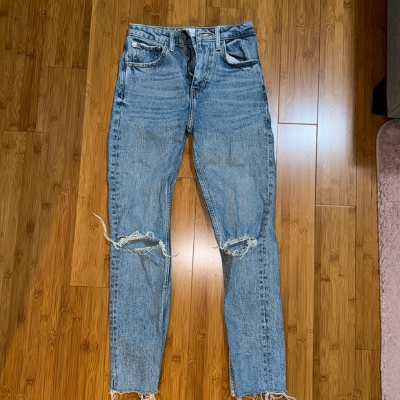 Zara Jeans - Picture 1 of 3
